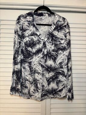 Splendid Women’s Blouse Small Navy White Tropical Leaf Print V Neck